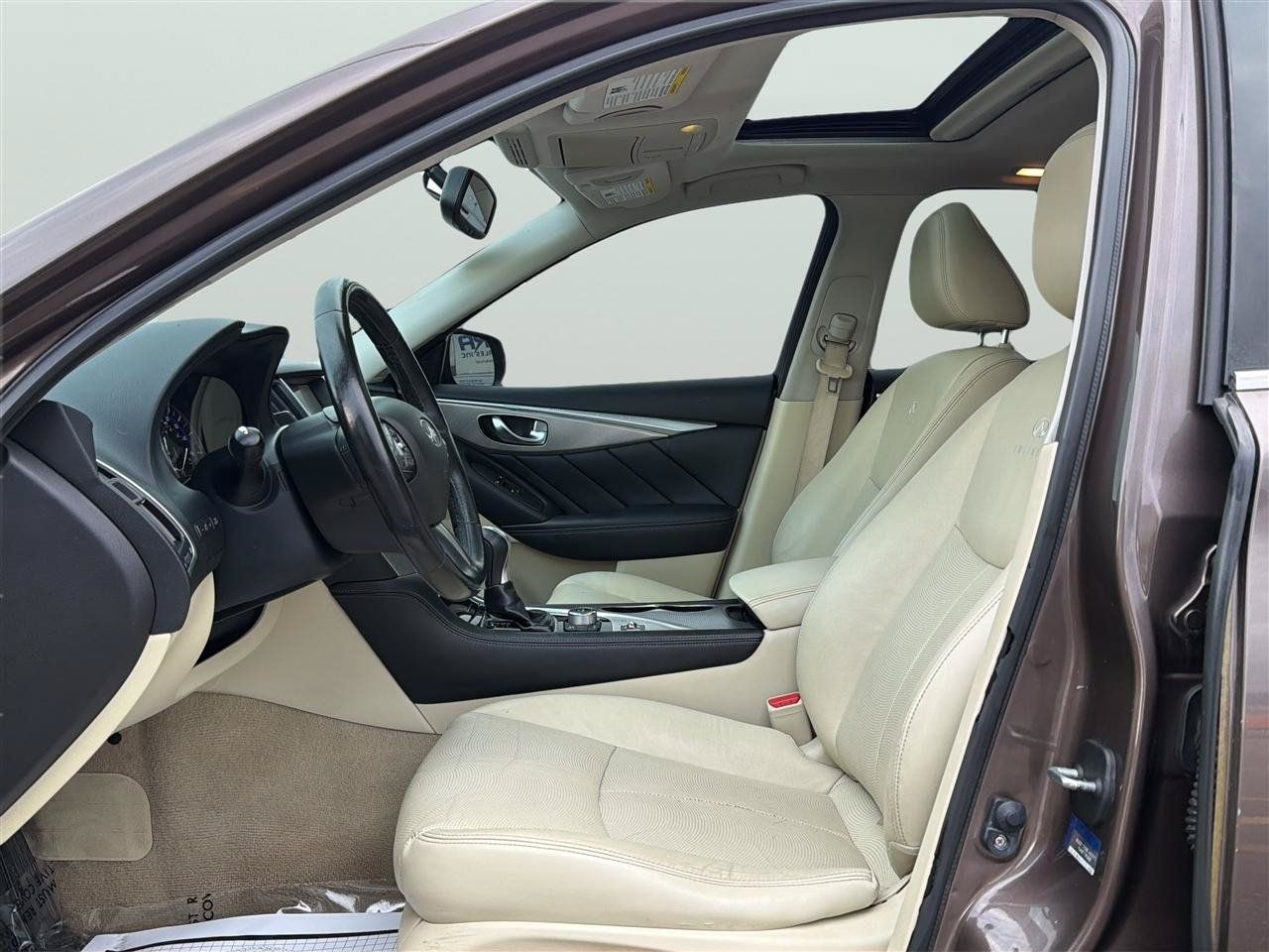 Used 2014 INFINITI Q50 Premium w/ Navigation Package AWD/4WD image 12