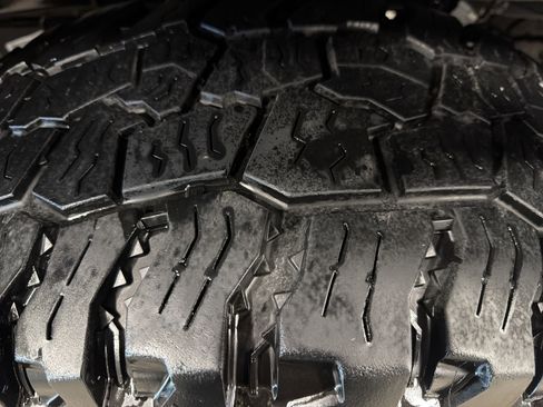 Used 2024 RAM 3500 Laramie w/ Night Edition image 11