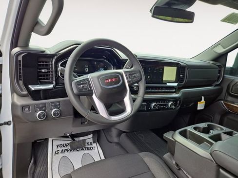 New 2025 GMC Sierra 3500 SLE w/ SLE Convenience Package image 3