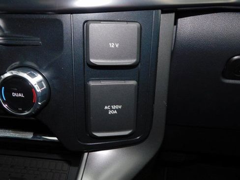 New 2026 Ford F150 Lariat w/ Equipment Group 502A High image 40