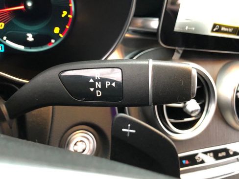 Used 2022 Mercedes-Benz GLC 300 4MATIC w/ Driver Assistance Package image 23