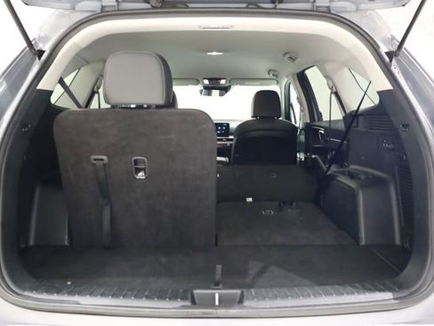 Used 2024 Kia Sorento S image 33