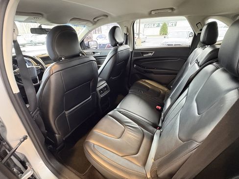 Used 2016 Ford Edge Titanium w/ Technology Package image 22