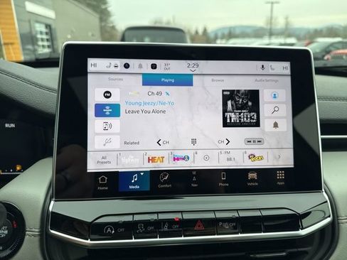 New 2026 Jeep Compass Limited w/ Sun, Sound & Navigation Group image 18