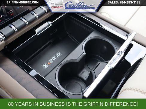 New 2026 GMC Yukon XL Denali w/ Denali Reserve Package AWD/4WD image 25