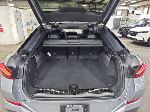 New 2026 BMW X6 M60i image 13