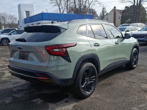 Used 2025 Chevrolet Trax ACTIV w/ Driver Confidence Package image 8