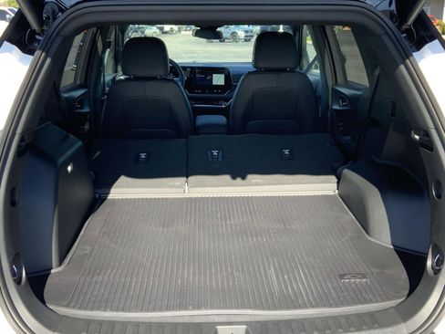 New 2026 Chevrolet Equinox LT w/ Convenience Package II image 13