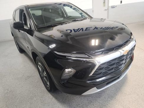 Used 2025 Chevrolet Blazer LT AWD/4WD image 7