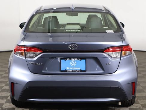 Used 2020 Toyota Corolla LE FWD image 9