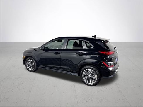Used 2023 Hyundai Kona SEL image 8