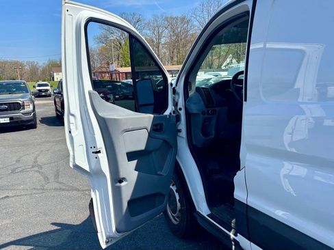 Used 2019 Ford Transit 250 148 Low Roof RWD image 14
