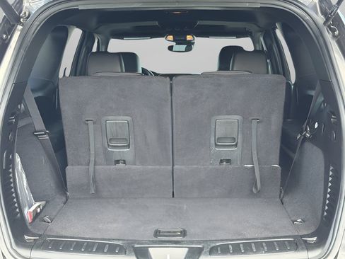 Used 2024 Dodge Durango GT RWD image 8