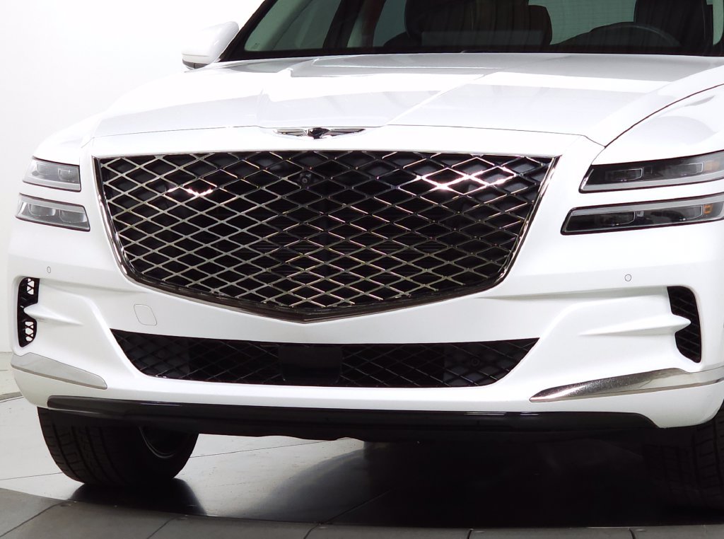 Used 2024 Genesis GV80 2.5T w/ Prestige Package AWD/4WD image 3