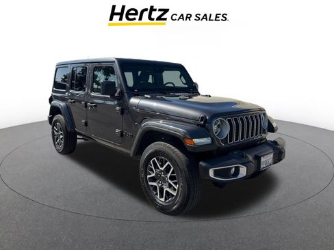 Used 2025 Jeep Wrangler Sahara image 1