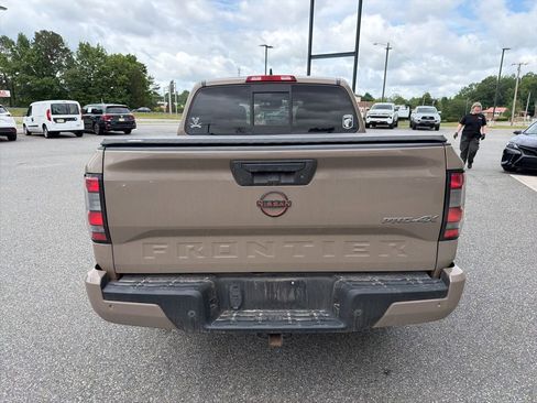 Used 2022 Nissan Frontier PRO-4X w/ Pro-4X Premium Package AWD/4WD image 6