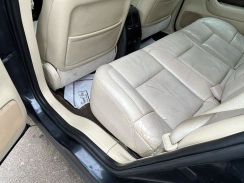 Used 2014 Lincoln MKS AWD w/ Equipment Group 101A image 9