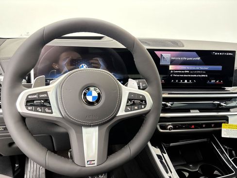 New 2026 BMW X5 xDrive40i w/ M Sport Package AWD/4WD image 22