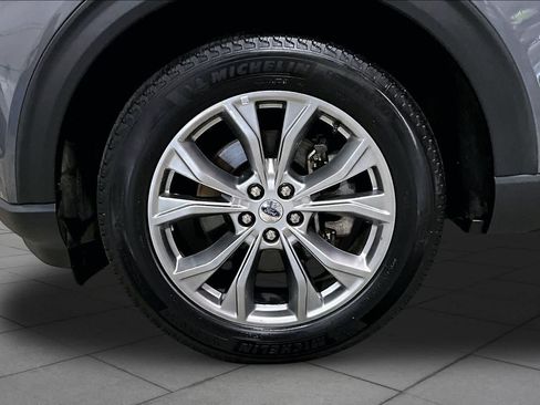 Used 2022 Ford Explorer Limited AWD/4WD image 11