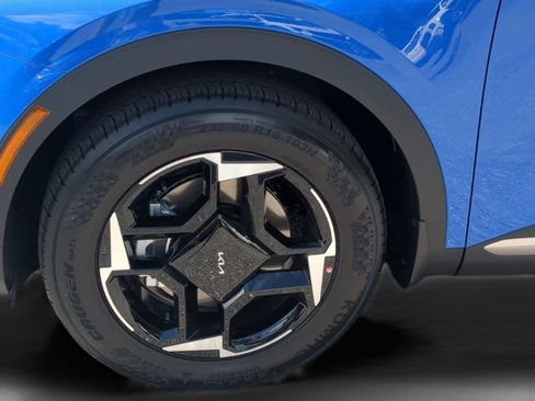 New 2026 Kia Sportage EX w/ EX Panorama Roof Package image 10