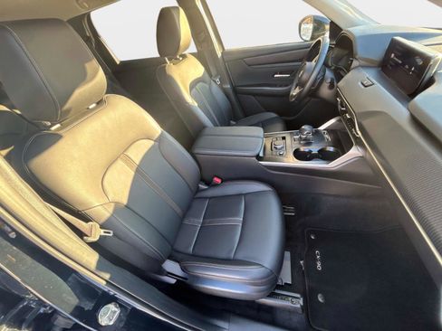 Used 2025 MAZDA CX-90 3.3 Turbo w/ Select Package image 25