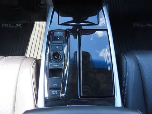 Used 2018 Acura RLX w/ Technology Package FWD image 21