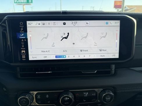 Used 2024 Jeep Wrangler High Altitude image 24