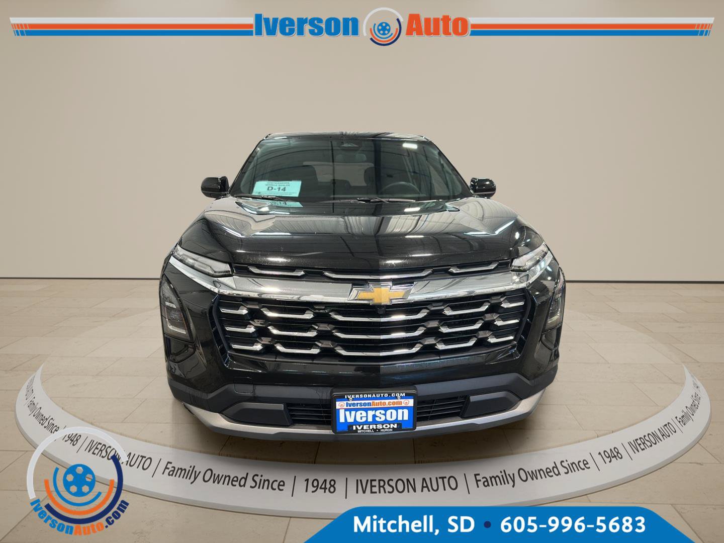 Used 2026 Chevrolet Equinox LT AWD/4WD image 2