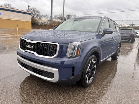 New 2025 Kia Telluride EX image 8