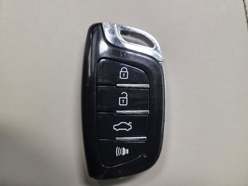 Used 2023 Hyundai Sonata SEL FWD image 32
