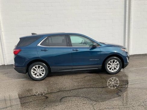 Used 2020 Chevrolet Equinox LT image 3