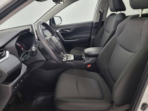 Certified 2025 Toyota RAV4 XLE w/ Convenience Package image 15
