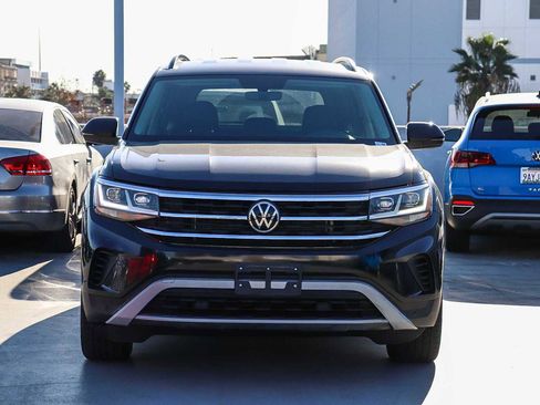 Used 2021 Volkswagen Atlas SE image 2