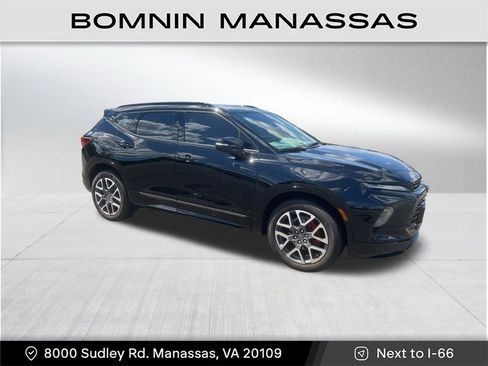 Used 2023 Chevrolet Blazer RS w/ Driver Confidence II Package AWD/4WD image 4
