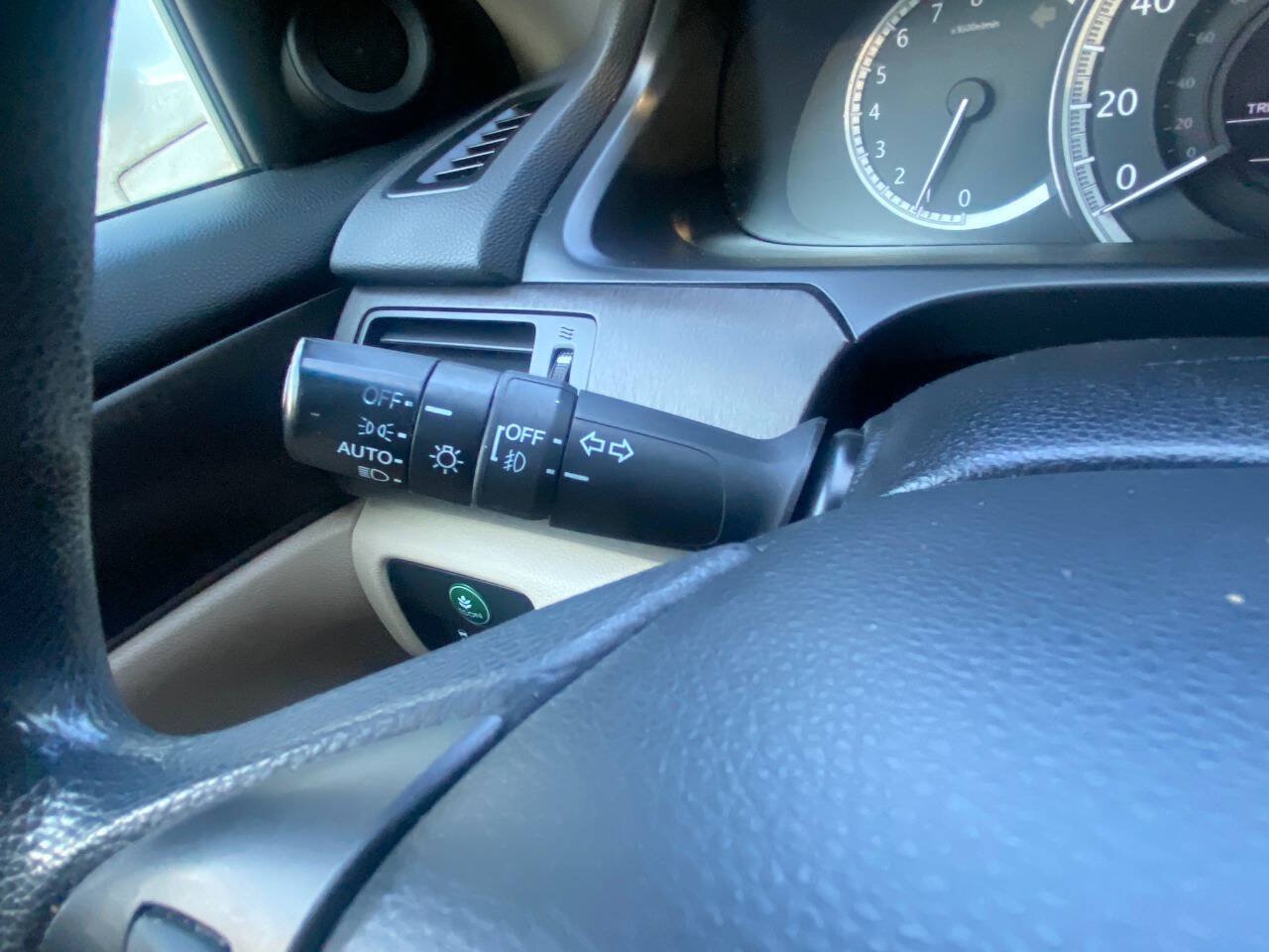 Used 2013 Honda Accord EX image 24