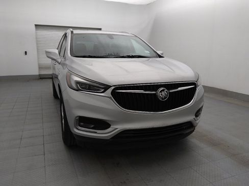 Used 2020 Buick Enclave Essence image 14
