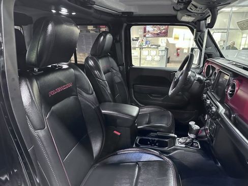 Used 2023 Jeep Gladiator Rubicon w/ Cold Weather Group image 14
