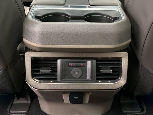 Used 2026 Ford F450 Platinum w/ Platinum Plus Package AWD/4WD image 40