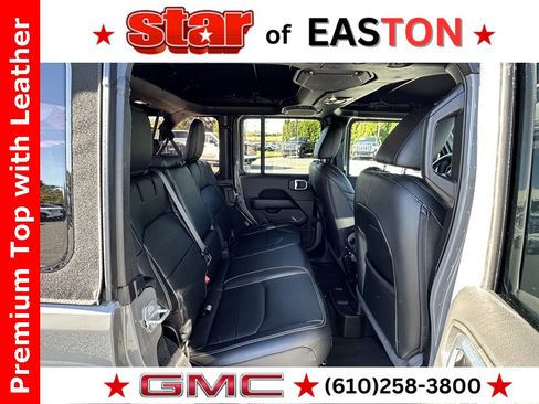 Used 2023 Jeep Wrangler Unlimited Sahara w/ Cold Weather Group image 12