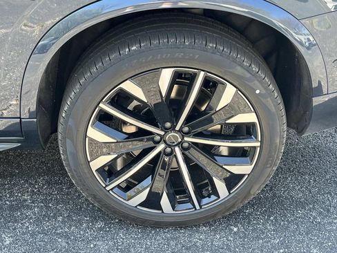 New 2026 Volvo XC90 T8 Ultra w/ Protection Package Premier AWD/4WD image 11
