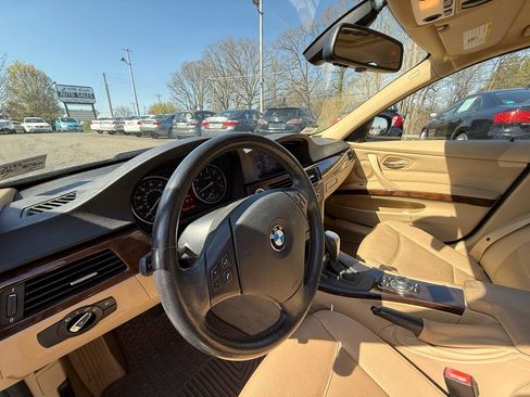 Used 2011 BMW 328i xDrive Sedan image 15