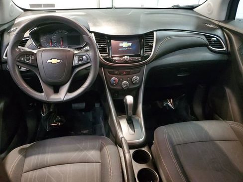 Used 2017 Chevrolet Trax LT w/ Driver Confidence Package image 14