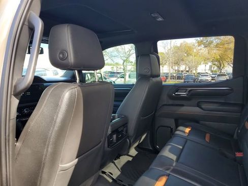Used 2023 GMC Sierra 1500 AT4 w/ AT4 Premium Package image 10