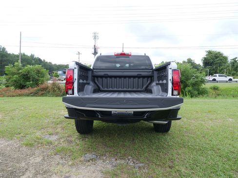 New 2025 Chevrolet Colorado W/T w/ WT Custom Package image 5