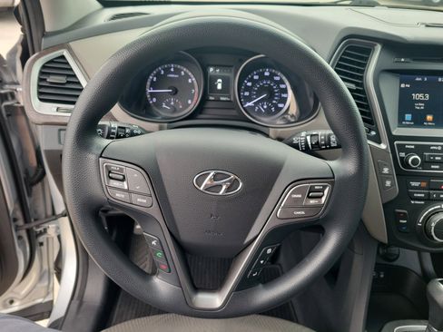 Used 2018 Hyundai Santa Fe Sport w/ 2.4L Value Package 02 FWD image 21