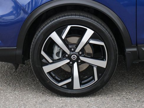 Used 2020 Nissan Rogue Sport SL w/ Premium Package image 44