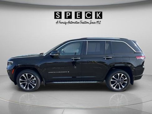 Used 2023 Jeep Grand Cherokee Overland w/ Adv Protech Group III image 2