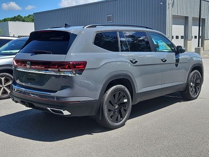 New 2026 Volkswagen Atlas SE