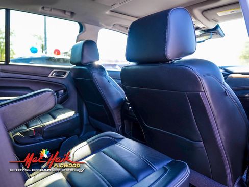 Used 2020 GMC Yukon Denali w/ Denali Premium Package image 10