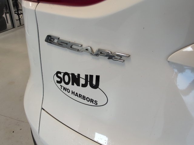 Used 2016 Ford Escape SE AWD/4WD image 36